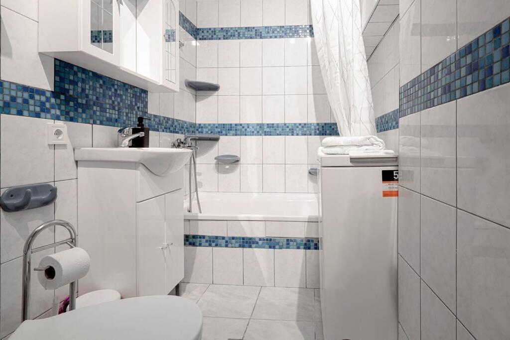 Little Dream Apartment Budapest Bagian luar foto