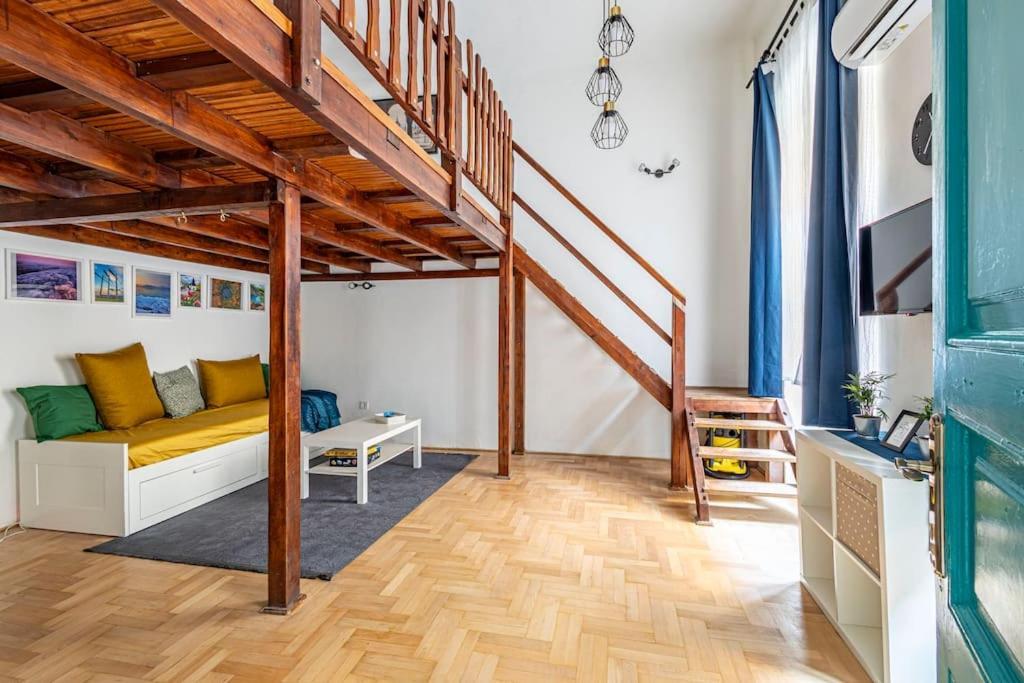 Little Dream Apartment Budapest Bagian luar foto